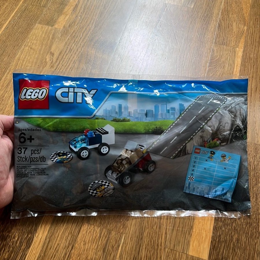 Lego City ”downhill race"