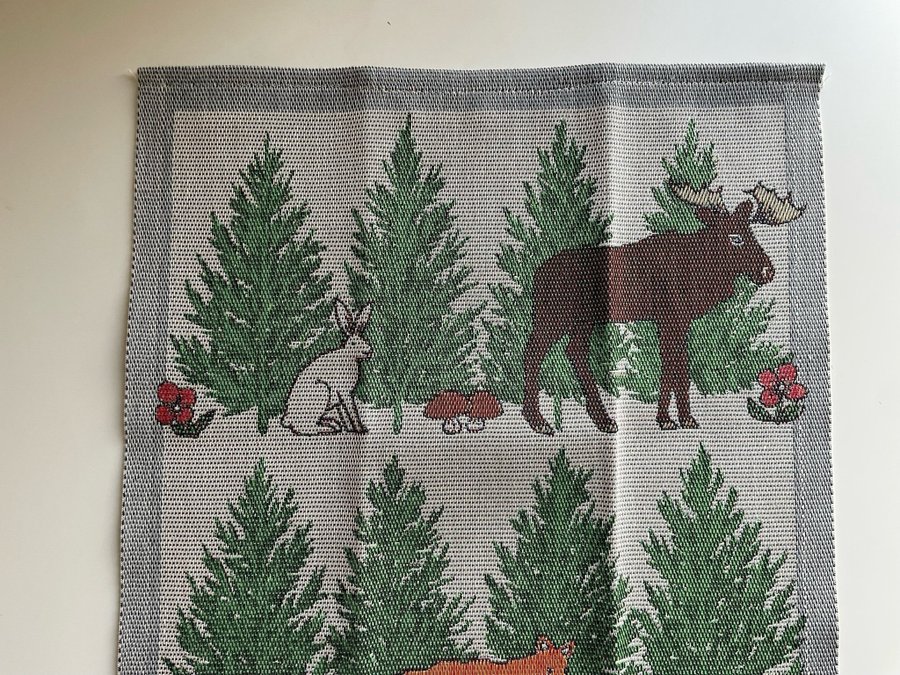 Handduk kökshandduk älg Moose Linneväveriet i Horred Ekelund kök retro räv hare