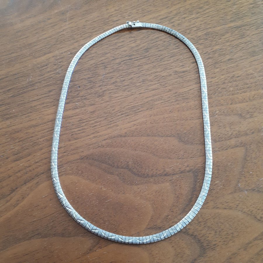 Fint halsband platt länk med lås