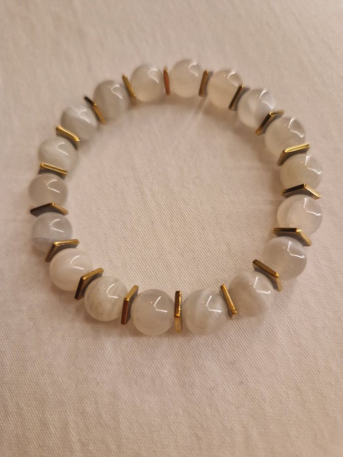 Moonstone beads armband