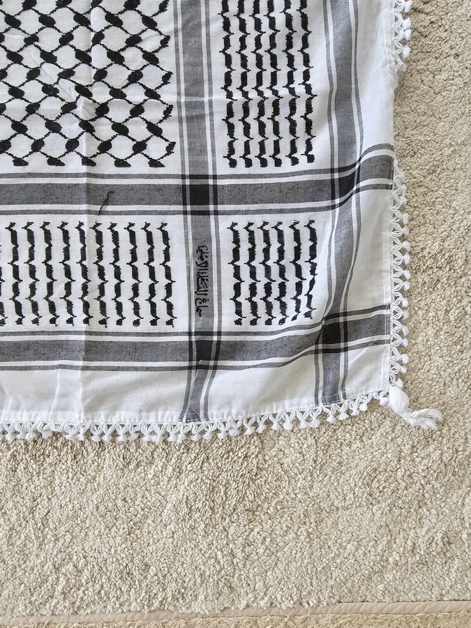 Svartvit keffiyeh palestinasjal 130cm×130cm