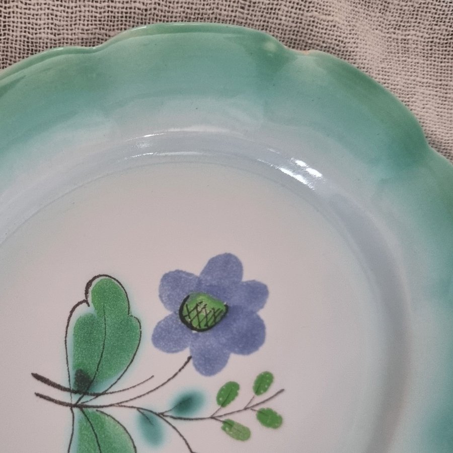 Assiette "Flora", Gefle. Vintage.