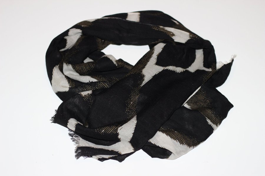 By Malene Birger Furna sjal scarf 100% ull