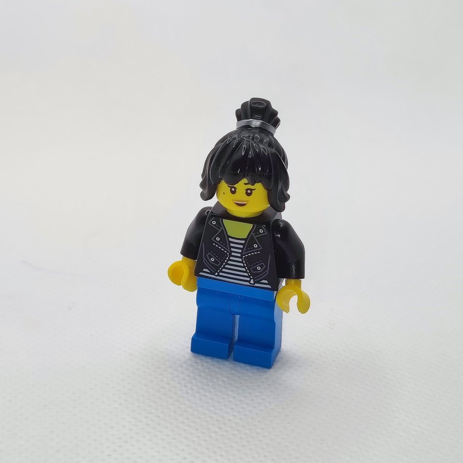 LEGO Minifigur NINJAGO: Legacy: njo656 Nya - Urban Nya