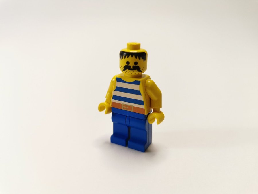 Lego - minifigur - pirates - sjörövare - pirat - blå/vit