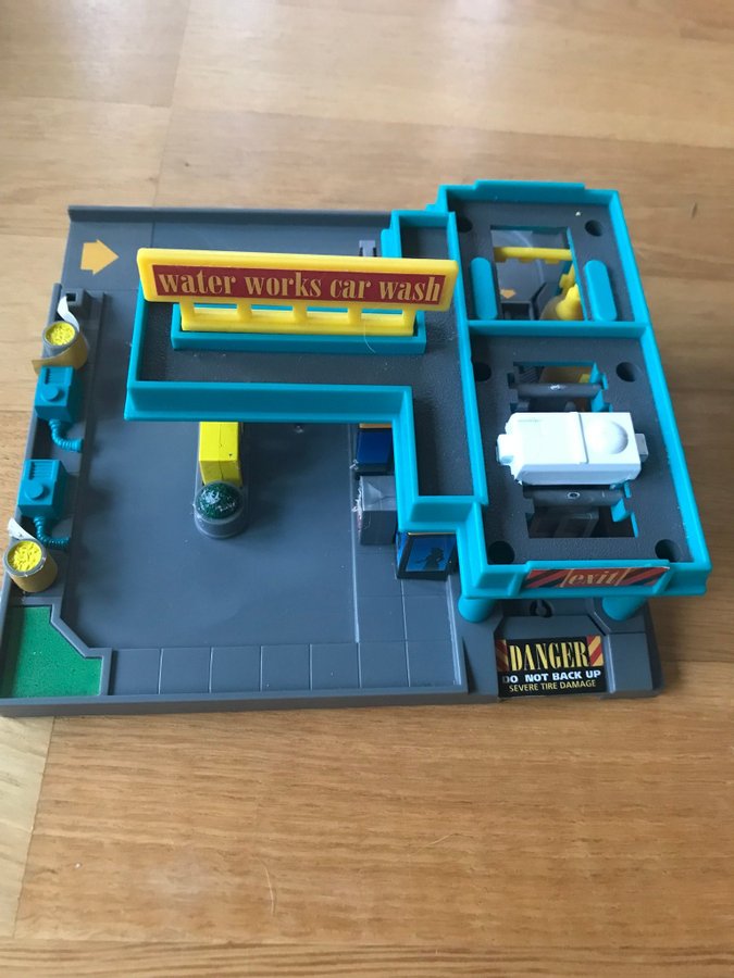 Micro Machines Water Works Car Wash