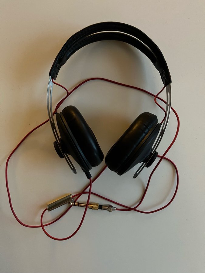 Sennheiser Momentum hörlurar