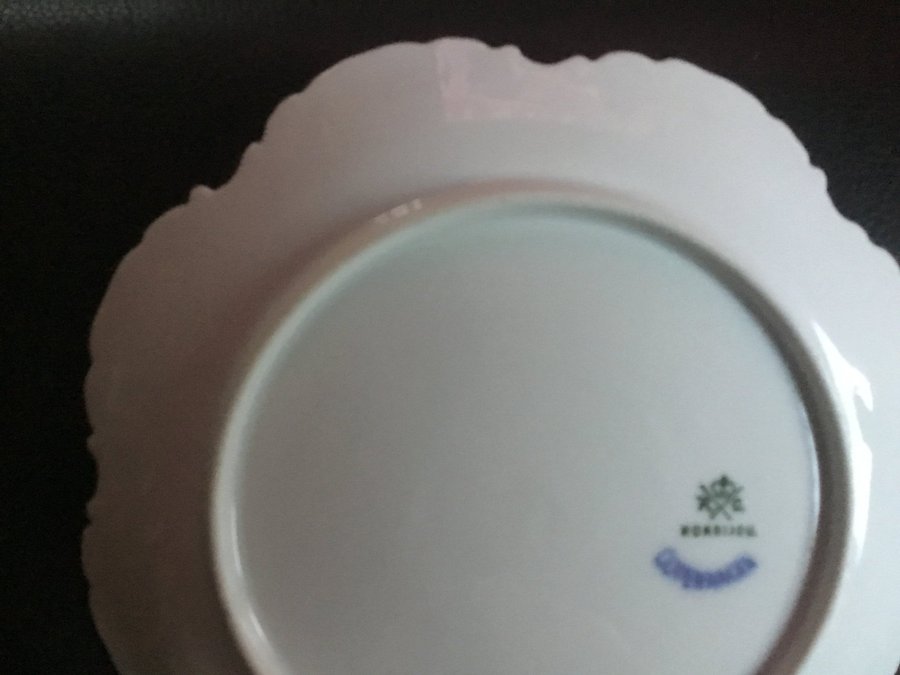 1 st tallrik // RC - Royal  Copenhagen  Monbijou