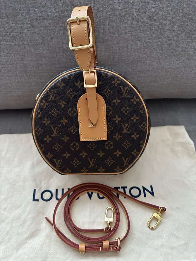 Louis Vuitton Petite Boite Chapeau