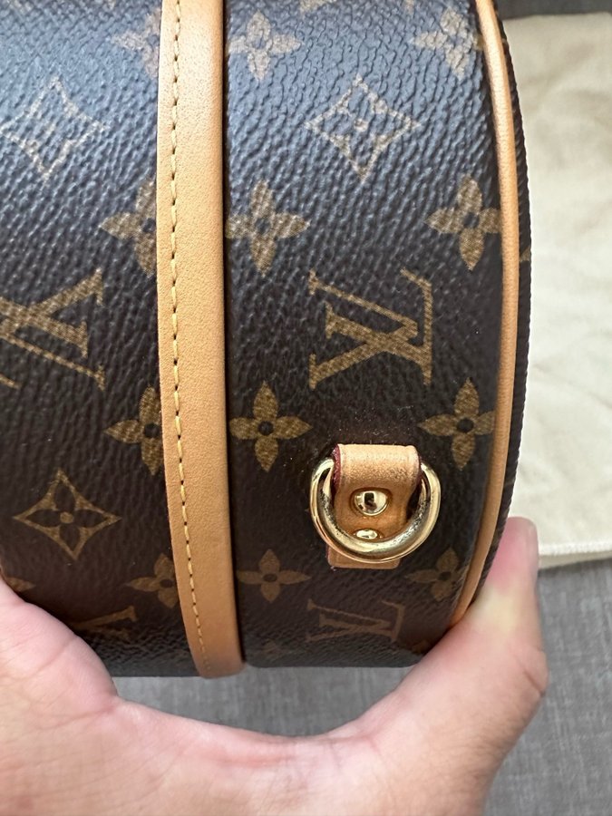 Louis Vuitton Petite Boite Chapeau