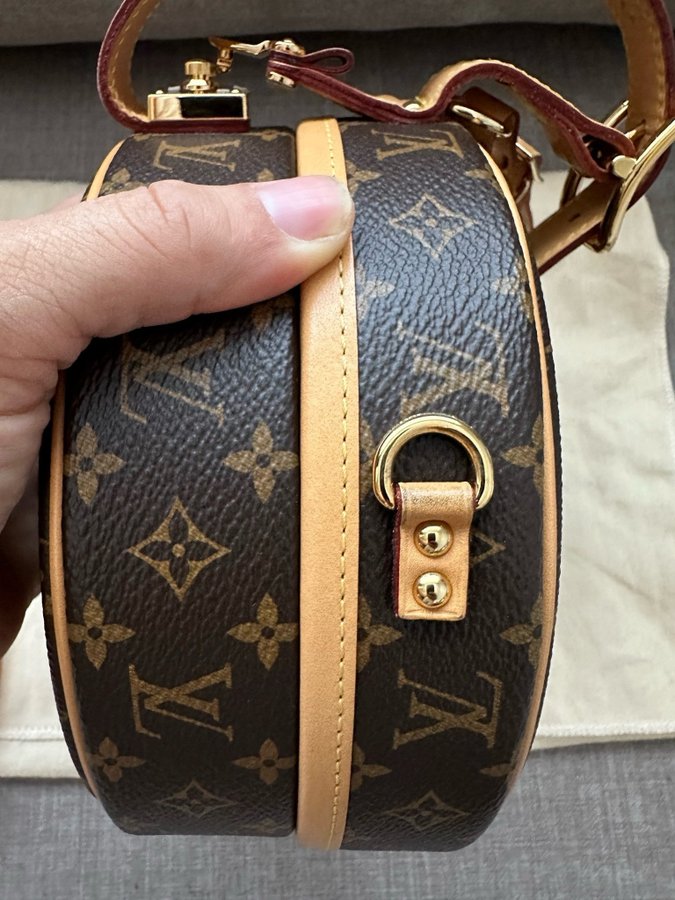 Louis Vuitton Petite Boite Chapeau