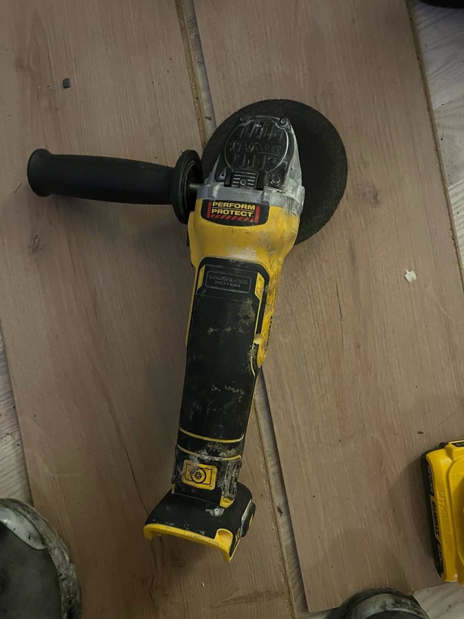 Dewalt vinkelsliber DCG405 18V