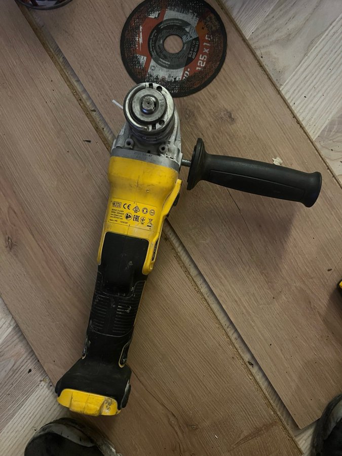 Dewalt vinkelsliber DCG405 18V