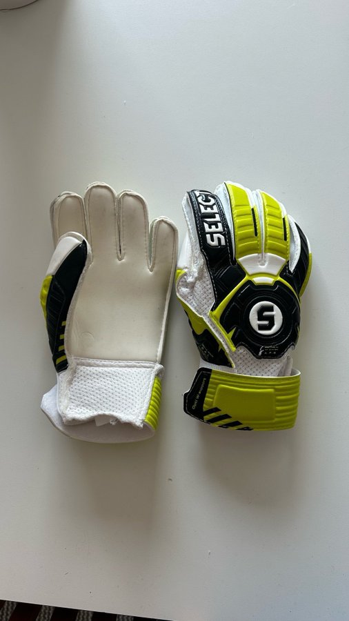 Fotbollsmålvaktshandskar Select Nova Grip + Adidas X Pro Skydd