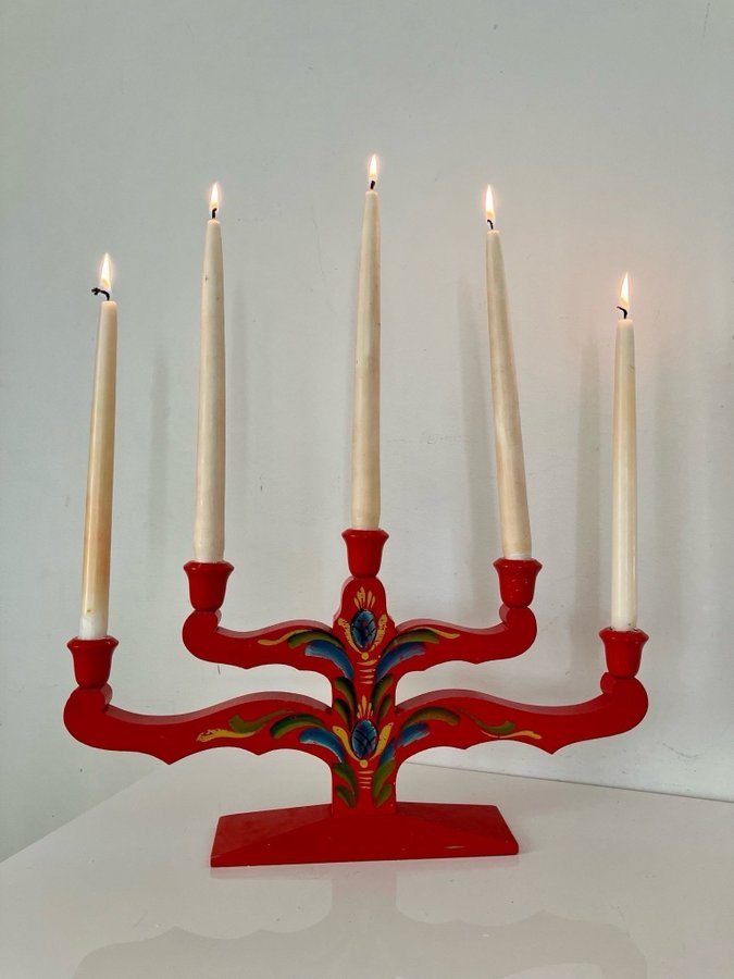 Röd jul ljusstake, 5 armar, kurbits, folklore, advent, handmålad, hantverk,