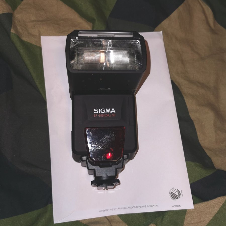 Sigma EF-610 DG ST