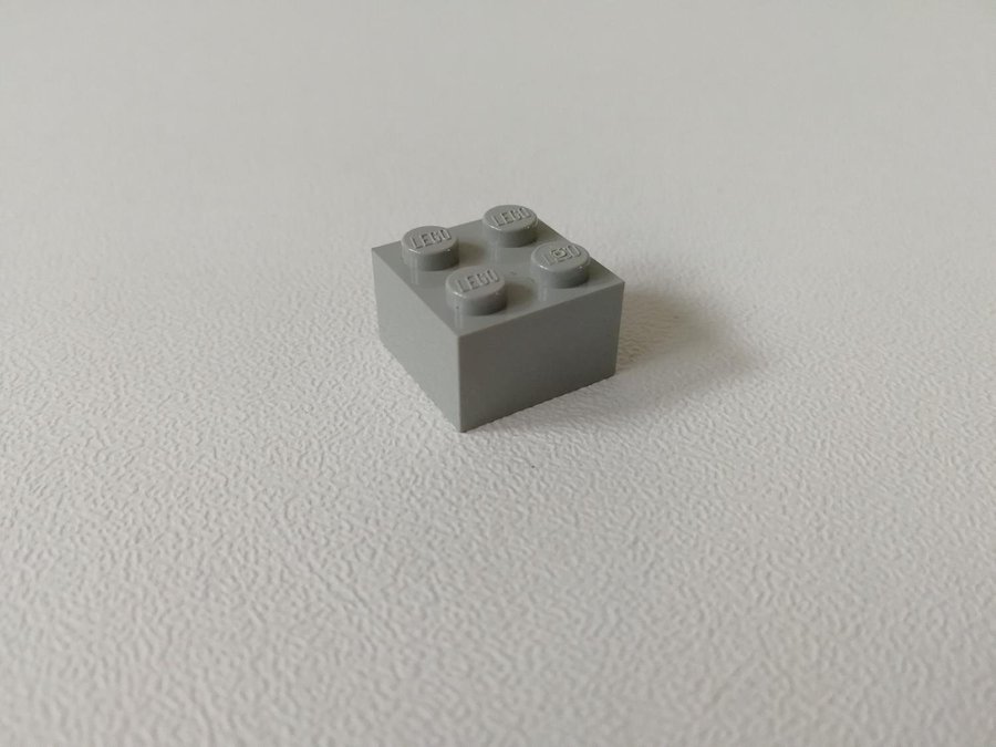 Lego - bit - brick - bas - 2x2 - part 3003 - ljusgrå (old light gray)