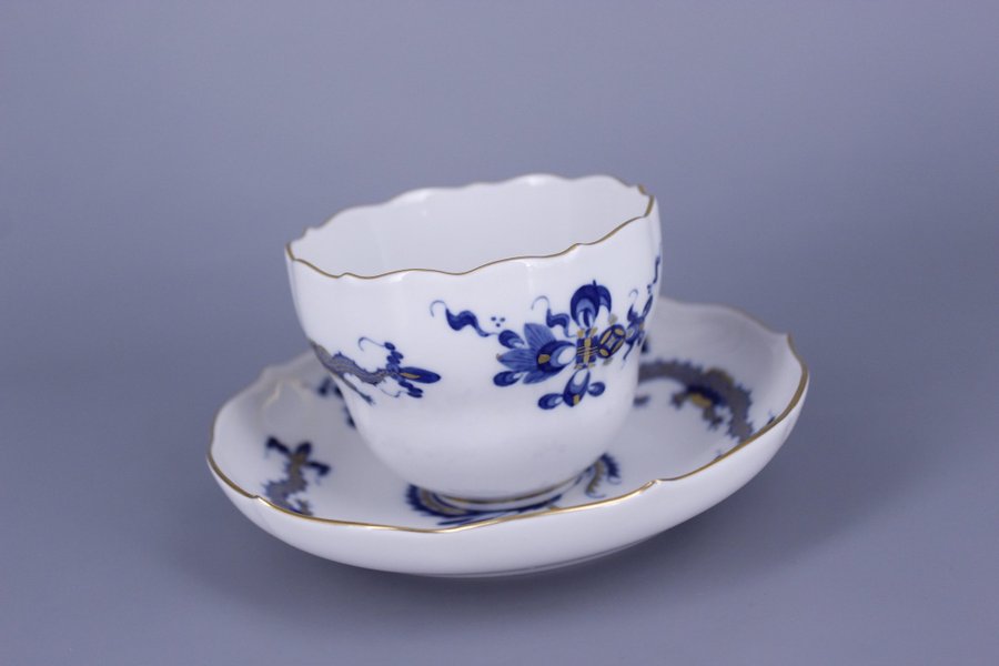 Meissen Porzellan Blue Rich Court Dragon Cup with Saucer 160 ml ???? ??? ???