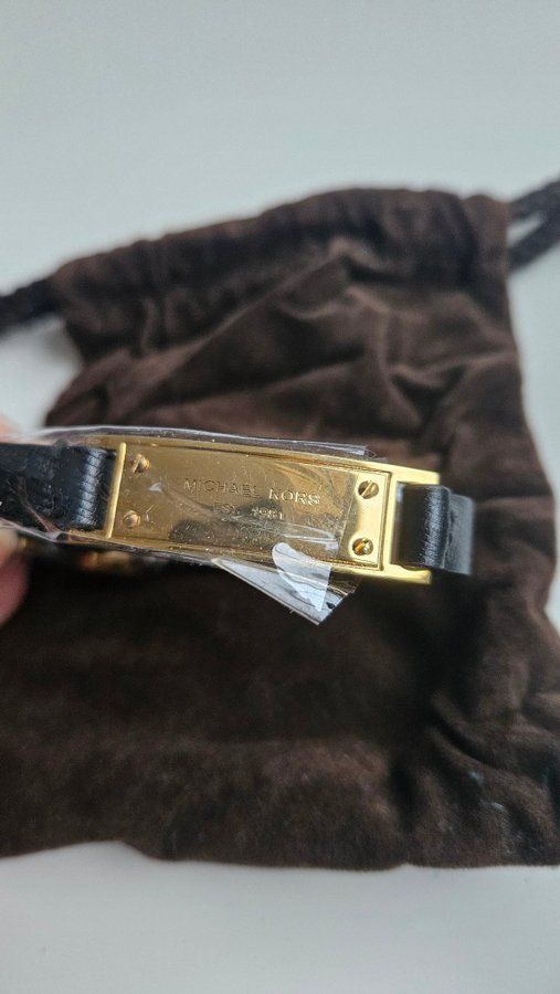 Michael Kors armband i läder