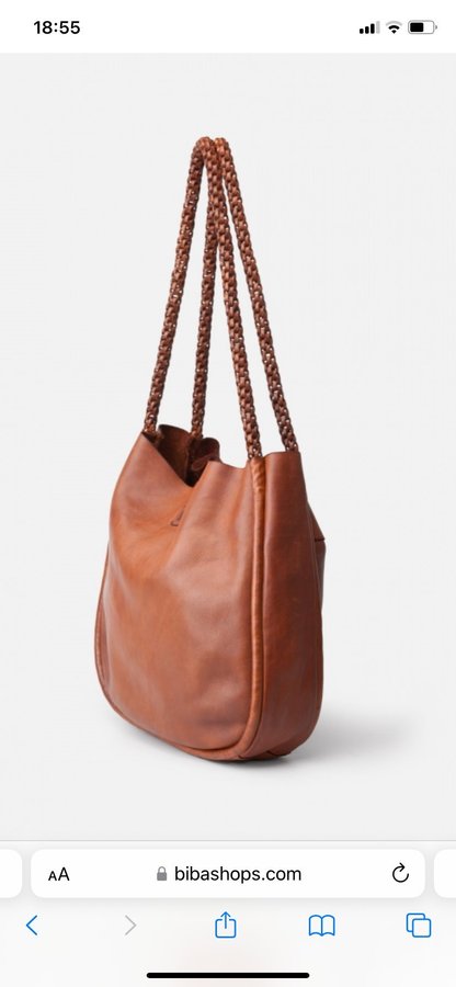 Underbar Skinnväska Totebag Äkta naturskinn Cognacsbrun Biba ordpris 2695kr