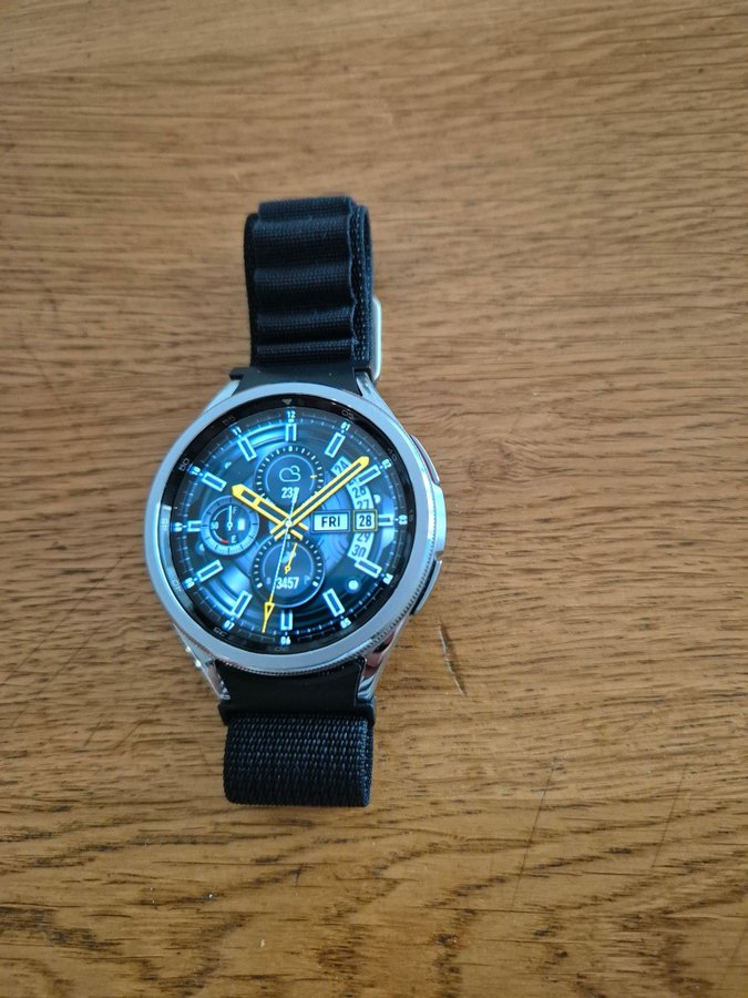 Galaxy Watch 6 Classic 47 mm Bluetooth + 4G