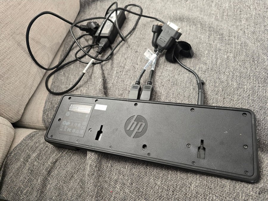 HP 2013 UltraSlim Docking Station