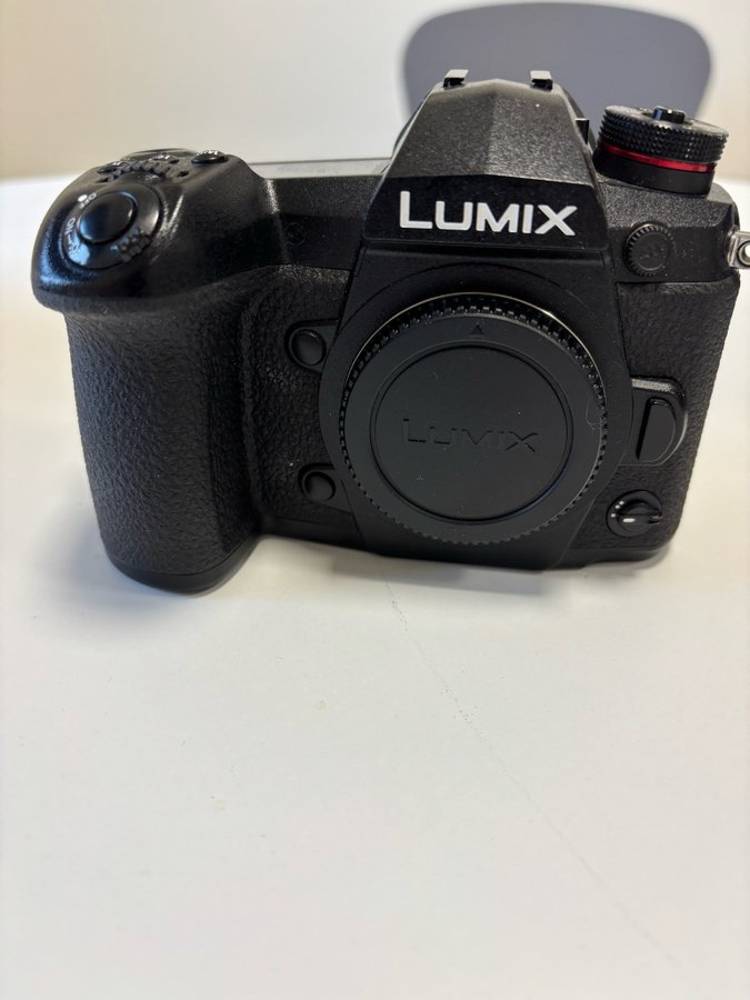 Panasonic Lumix DC-G9