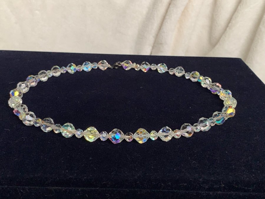 Vintage halsband Färg: Crystal Aurora Boreale