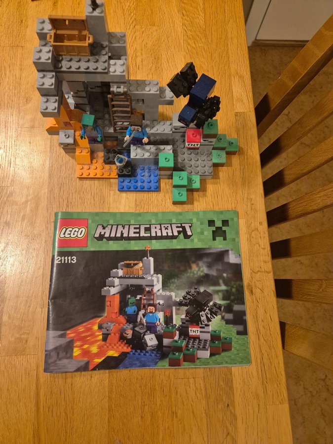 Lego Minecraft 21113 - The Cave