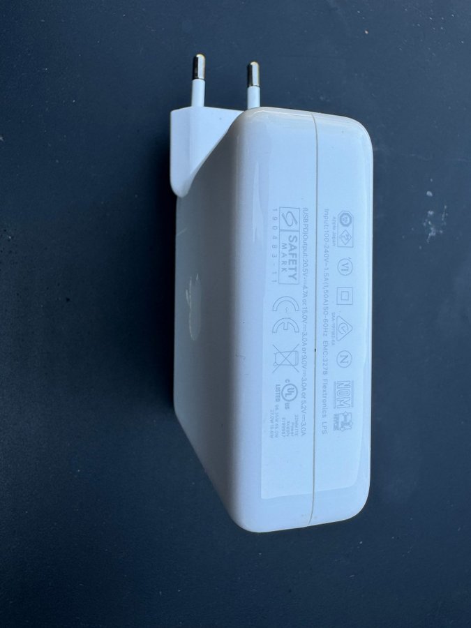 Apple 96 W usb-c strömadapter