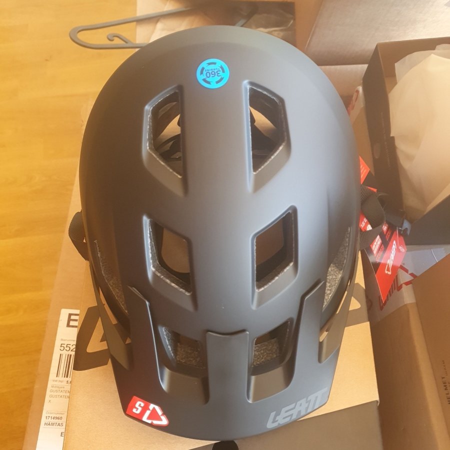 Leatt helmet MTB allmtn 1.0 blk S