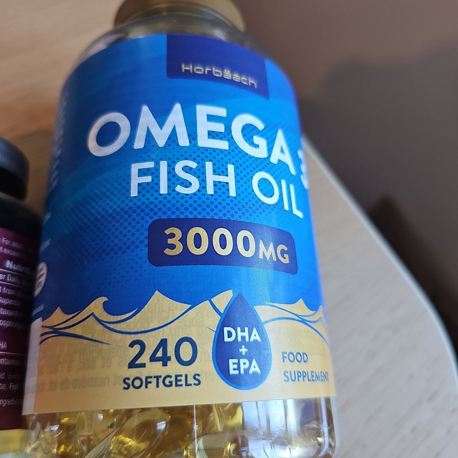 Horbaach Krill Oil  Fish Oil 2000mg  Omega 3 Fish Oil 3000mg