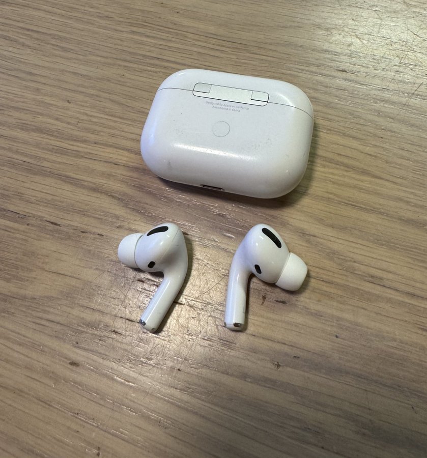 Apple AirPods Pro Gen 1 [höger lur defekt]