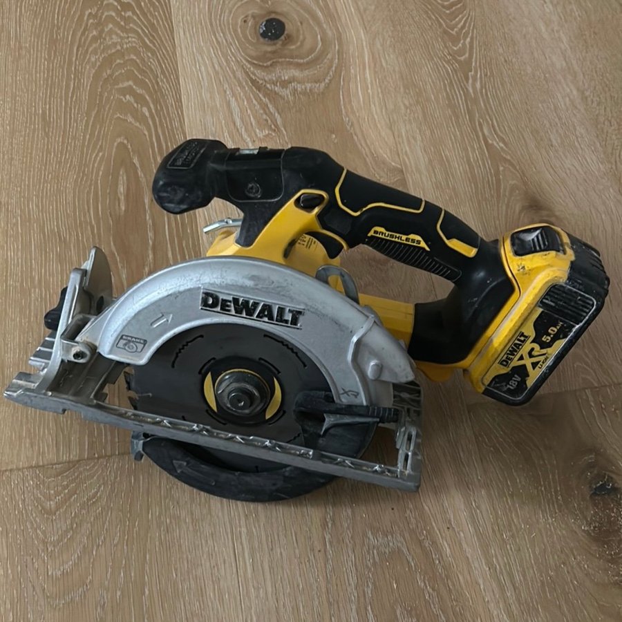 DEWALT DCS565 18V XR Brushless Cirkelsåg