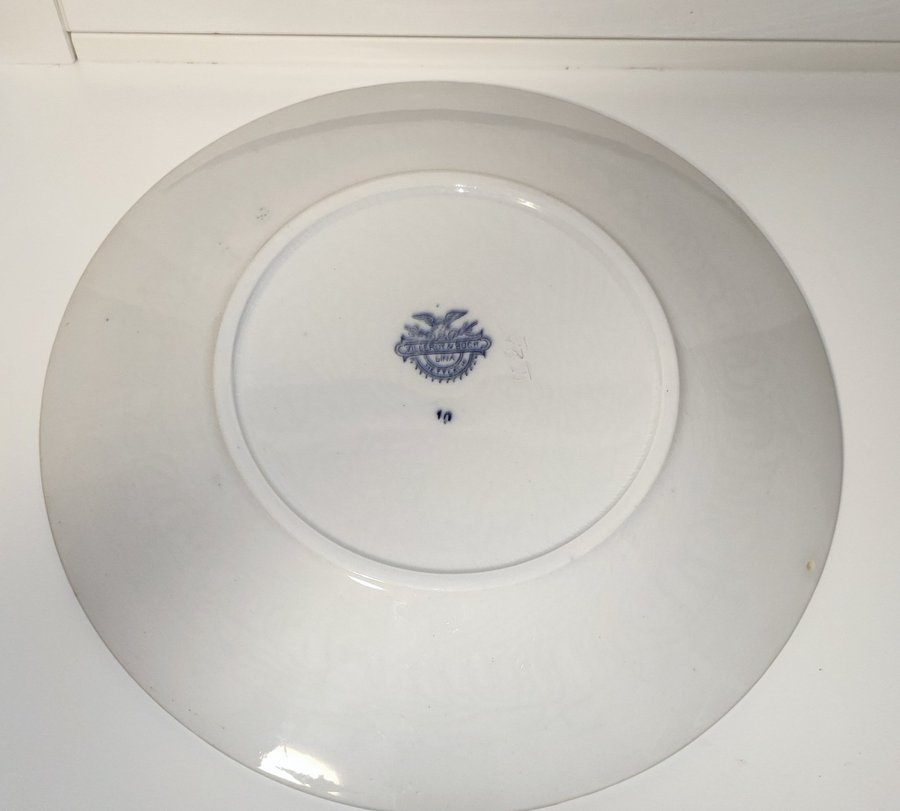 En retro tallrik Villeroy Boch serien Lina