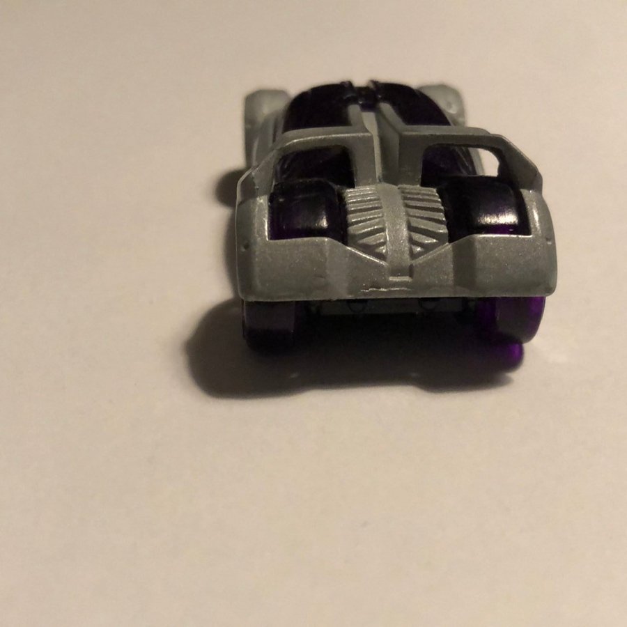 Hotwheels MFG-McD Corp 2005 in excellent condition Iridium Car 7cm*3cm