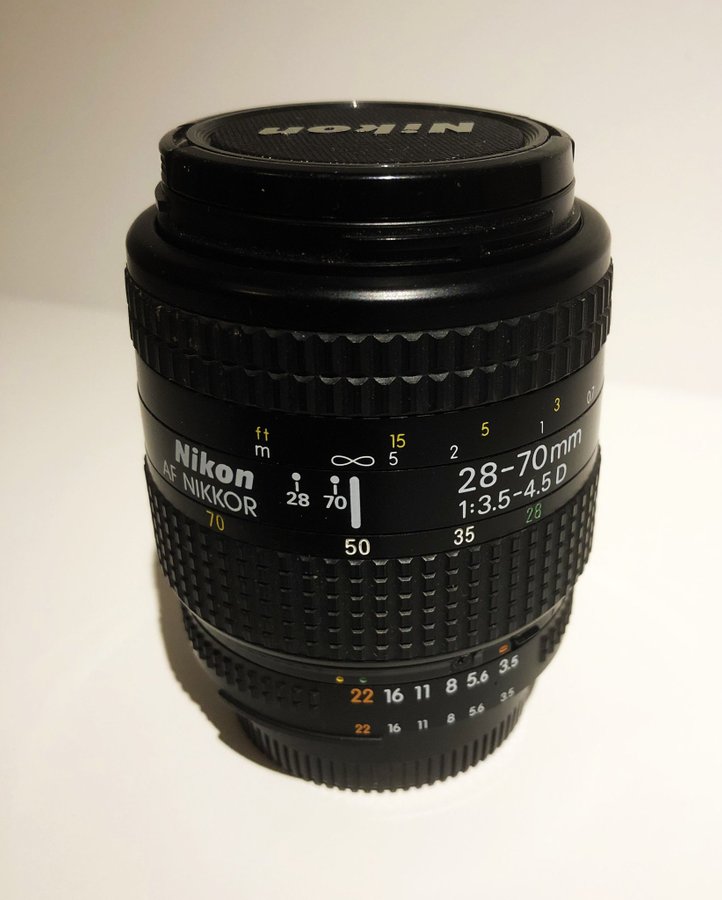 Nikon AF Nikkor 28-70mm 1:35-45 D