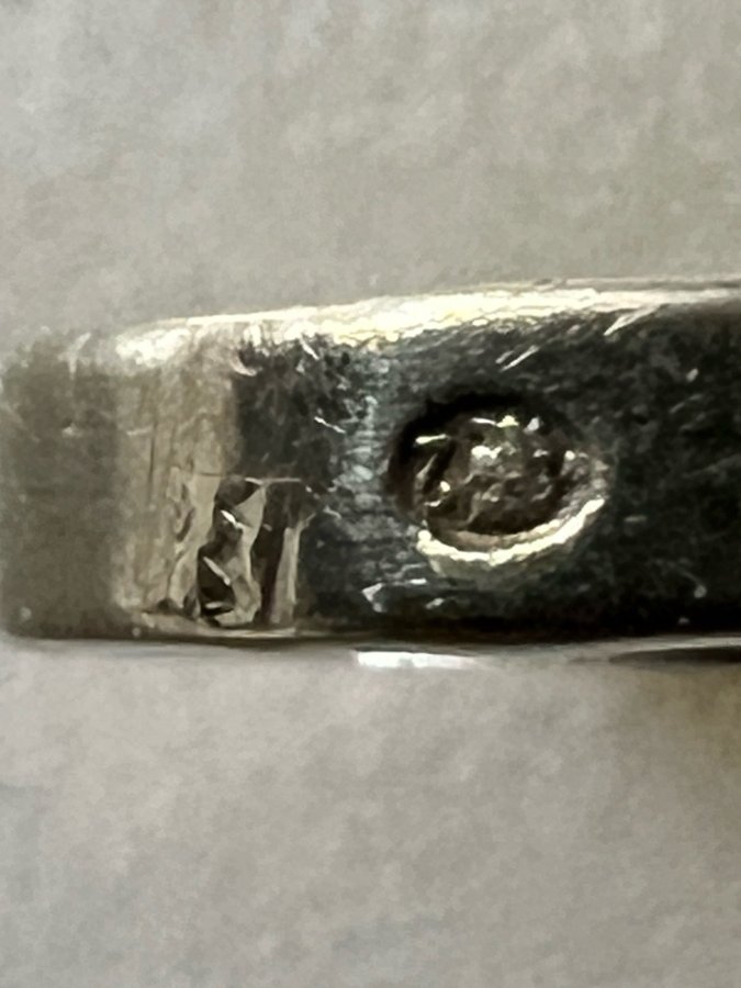 Bärnsten ring silver