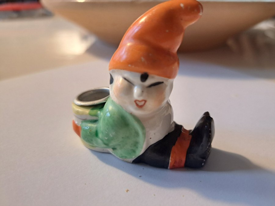 Fin vintage liten tomte porslin med ljushållare import japansk