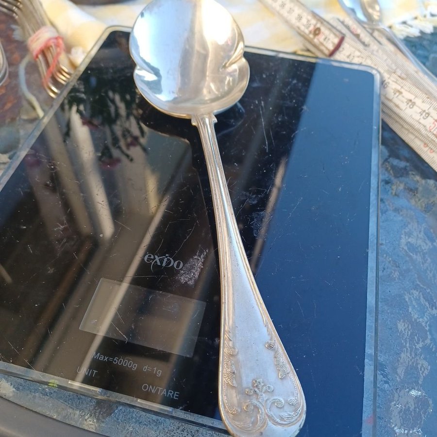 Bakelse spade i Nysilver