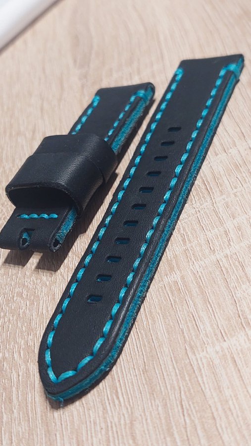 H2O 22mm thick leather watch strap, black blue