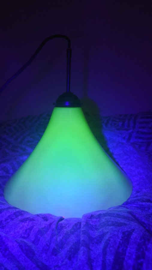 Uranium hang lamp