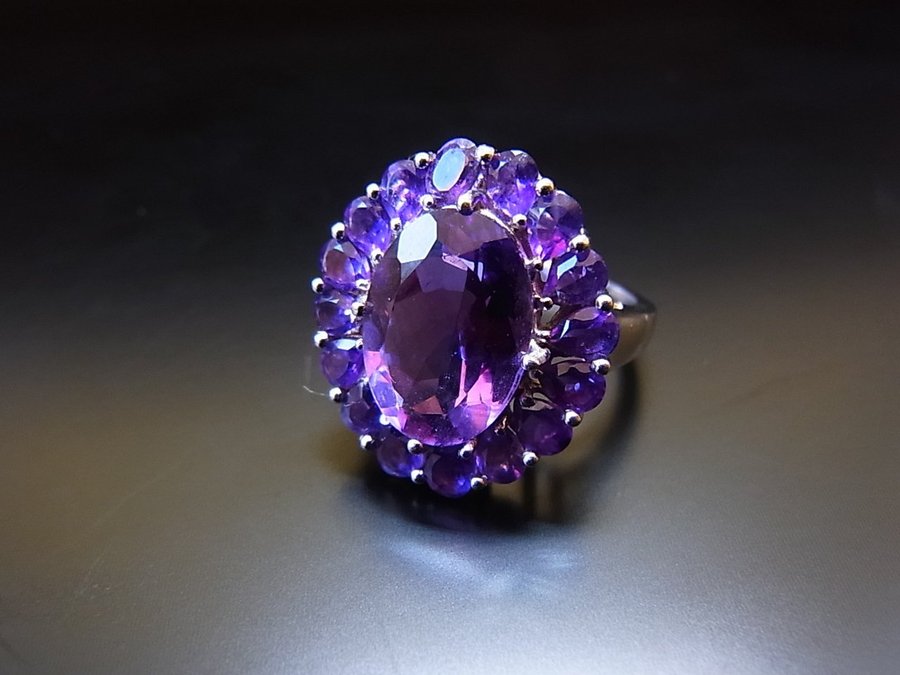 DESIGNER-AMETHYST-RING 6,5 KARTA / DESIGNER AMETHYST RING 6,5 KARAT