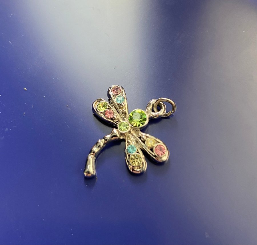 Dragonfly pendant