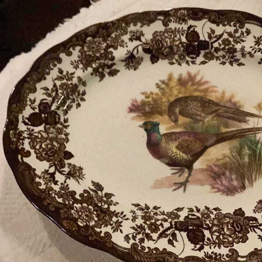 Ett fat The Royal Worcester Group Palissy England