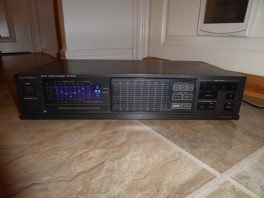 SÄLJER Technics SH-8046 Stereo Graphic Equalizer-FUNGERAR