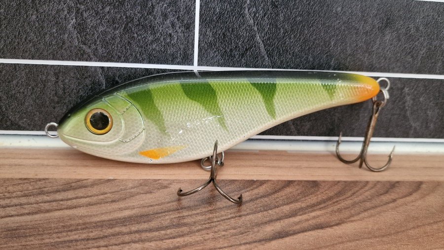 Buster jerk 15cm