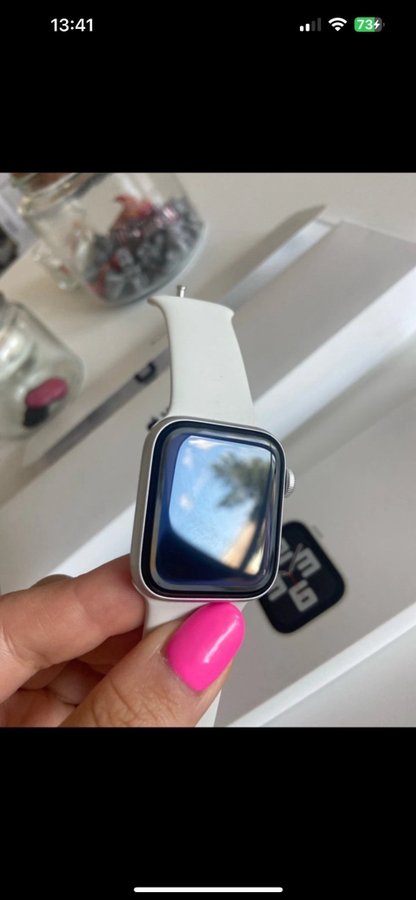 Apple Watch SE 2nd gen40 mm 99% battery