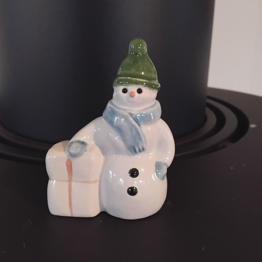 Julsnögubbe, snögubbe,design DAG BRANDSTEDT, nyskick signerad DB