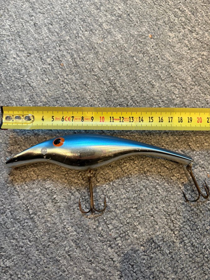 Äldre ZALT wobbler med skarv – 19 cm